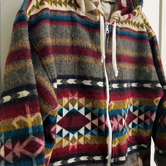 Multicolor Patterned Sweater - Picture 2 of 6